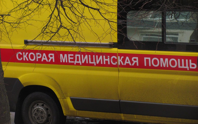 Мужчина получил мино-взрывную травму при строительстве укреплений в Климово